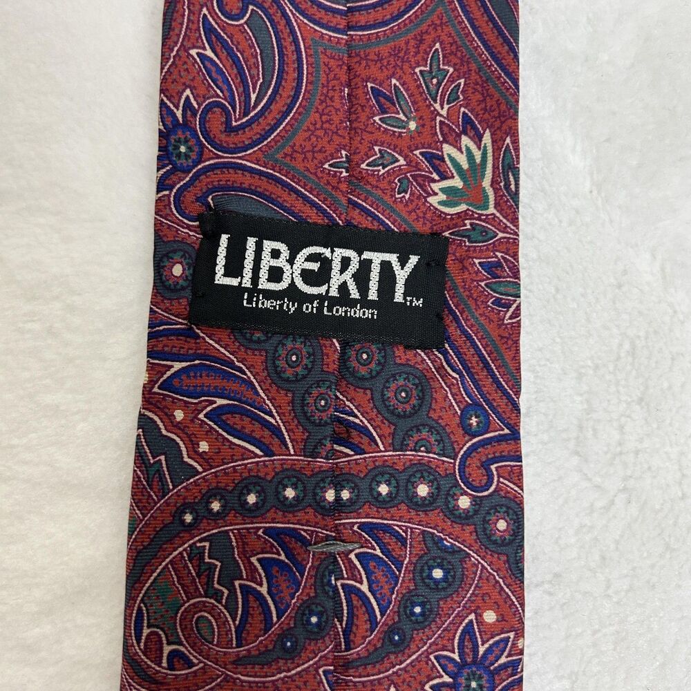 Liberty of London Tie Mens Red Paisley 100% Silk Made in USA Classic Necktie